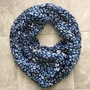 Express blue cheetah print loop scarf